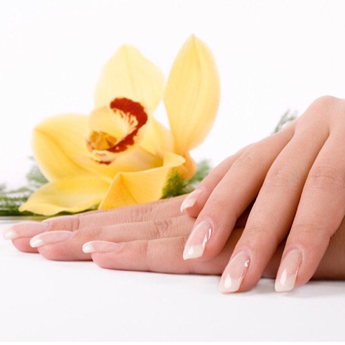 THE NAIL BAR & SPA - manicure