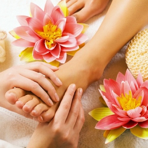 THE NAIL BAR & SPA - pedicure